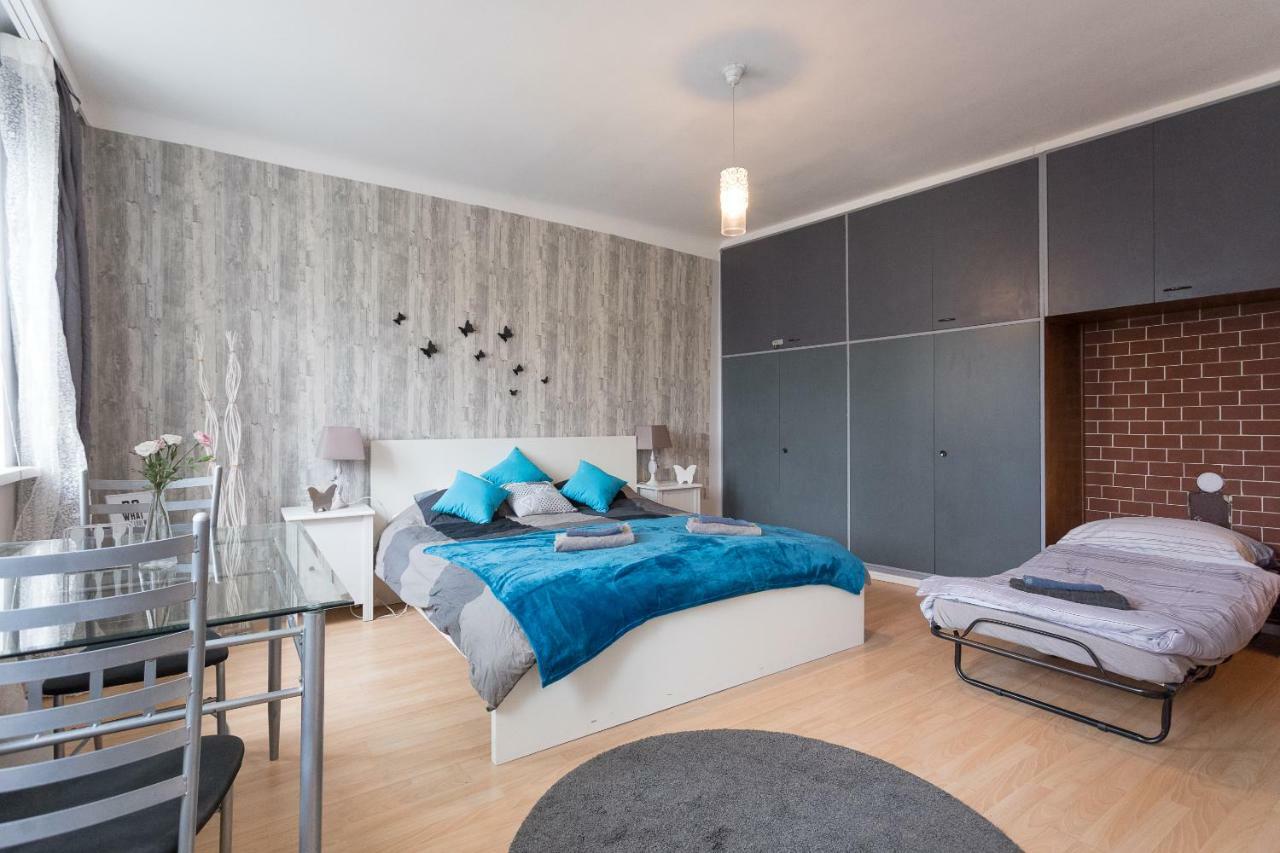 Cute Red Star Studio City Center Wien Exterior foto